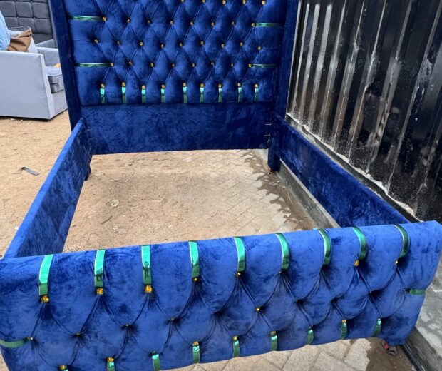 5 by 6 Modern Chester Bed